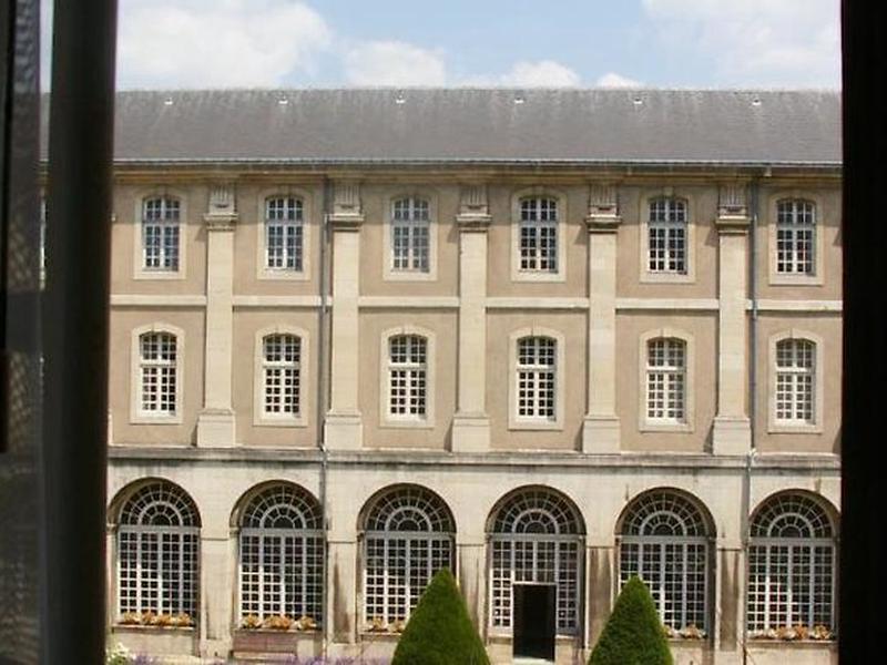 0B5EF94F540AEA2317836BBBC5004119