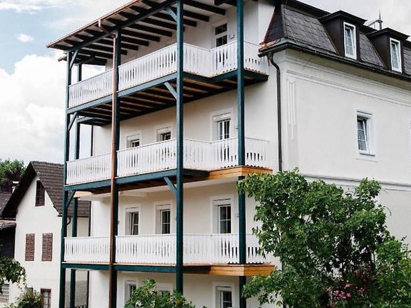 75AE586D5ADEABBB85927A781894DC28