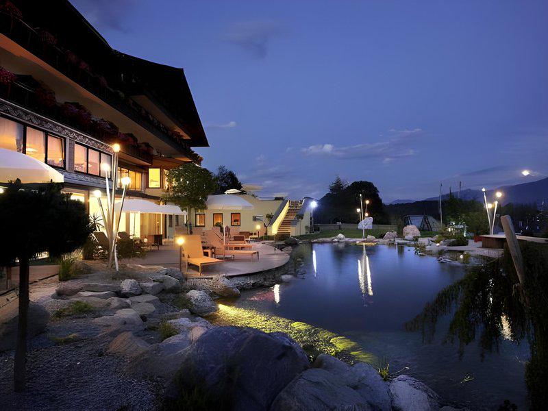 494E6EF869FEECD126E2400DEECCEC49