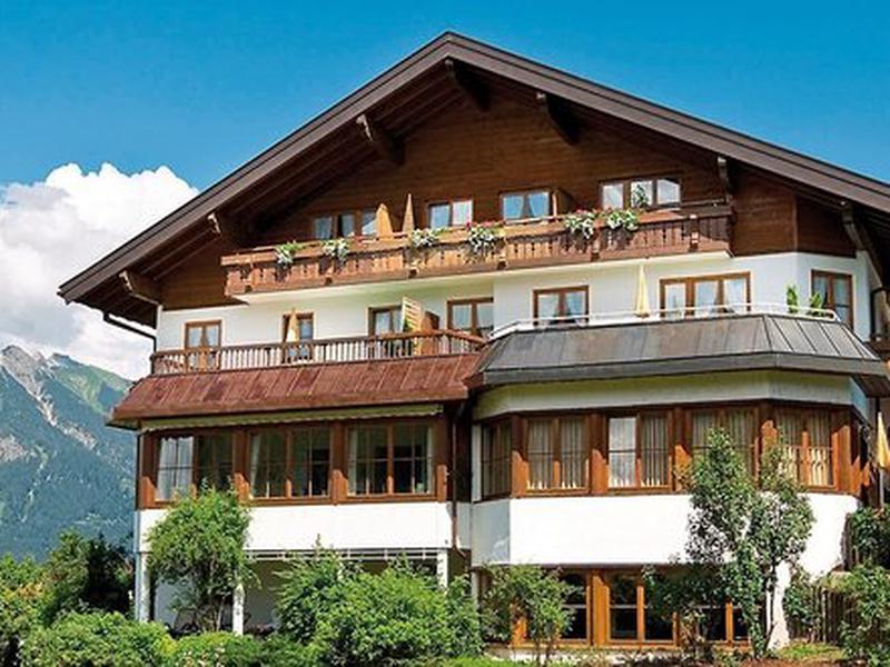 FFD1534BD3845D397C5559A3B23FF656