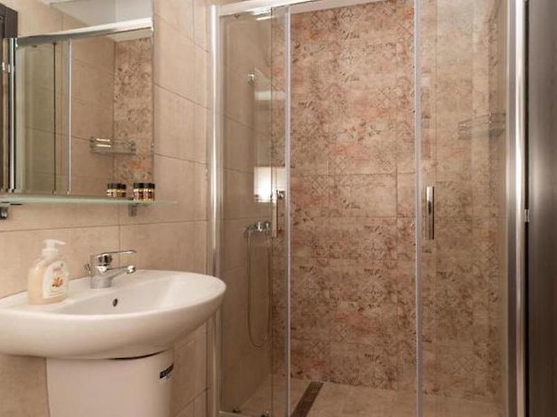 CE8226368AB543175822C4F949054223