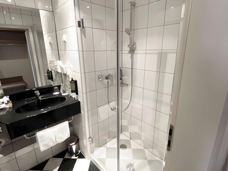 5A92D0C0EC1235E6568CB4906CF45A61