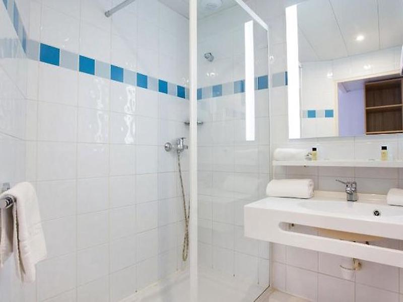 7F06A7E316E651BA65778B2D27F36E30