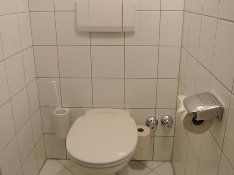 9B44C4F08F5B898C652795E700643B5A