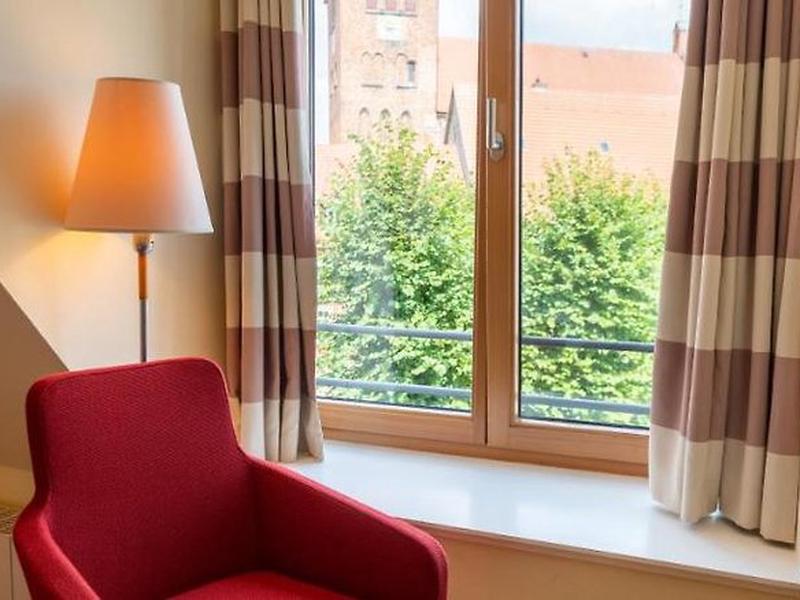 B22FC2416D6DF1105C559D831550FD03