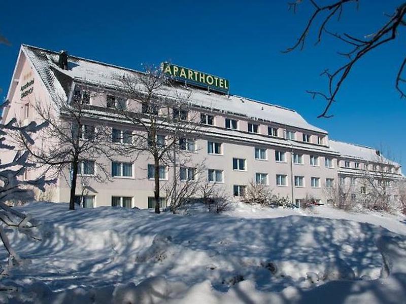 30D5079992449E7DF64B9798CC7C5C9B