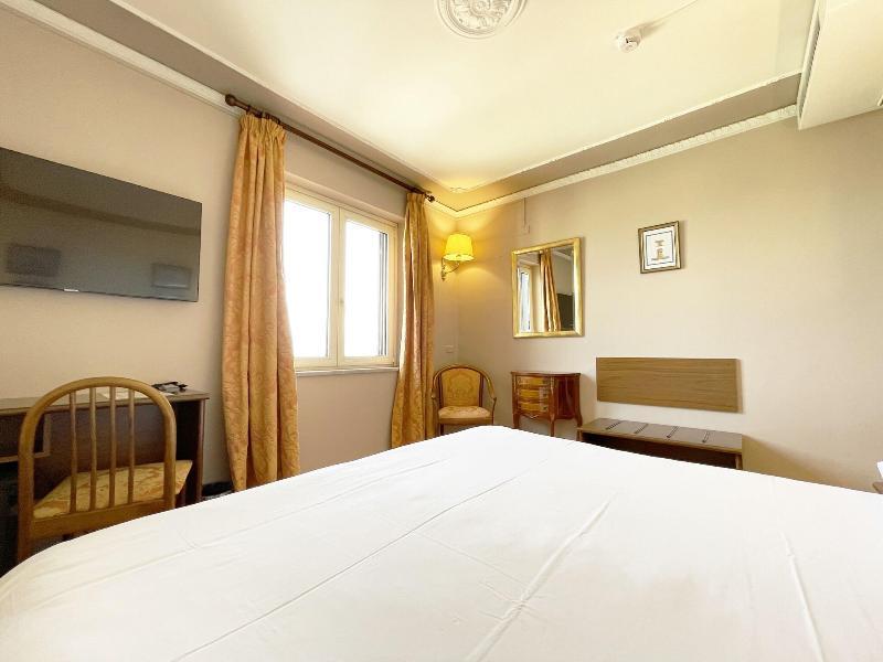 9825060972ED2204D2244E9270DB7034