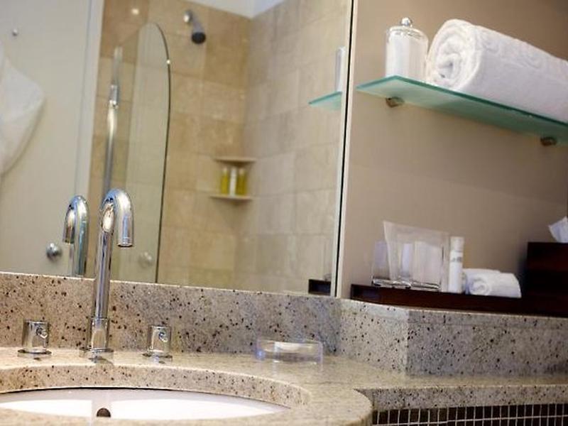 885009460BFA01C96940D5C69975D02E