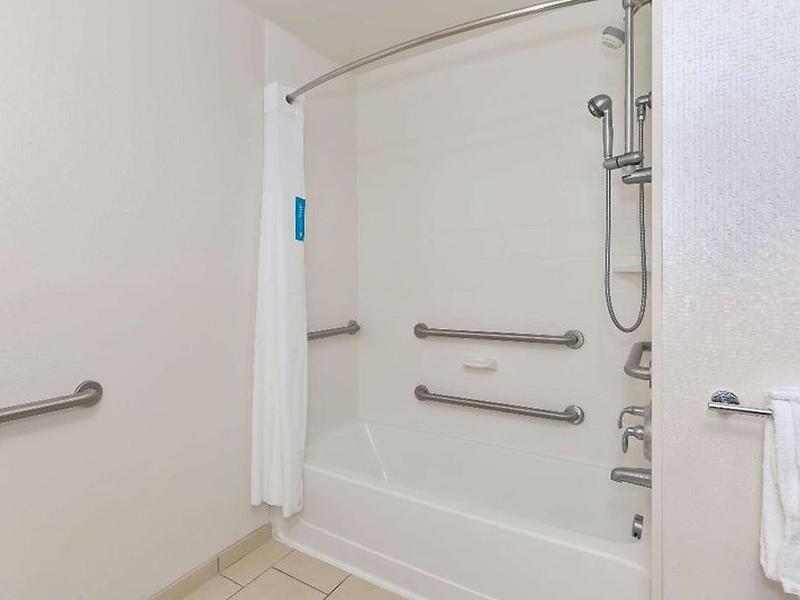 268F5C94E30158967805F74777139AFF