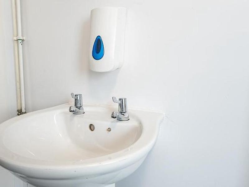 C17E1E63D812C623BD3DBA7A2C41AE88