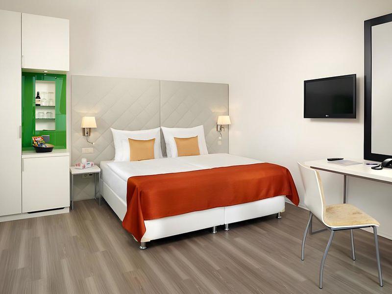 E6D39542A630B207563F80DFE2E0F24C