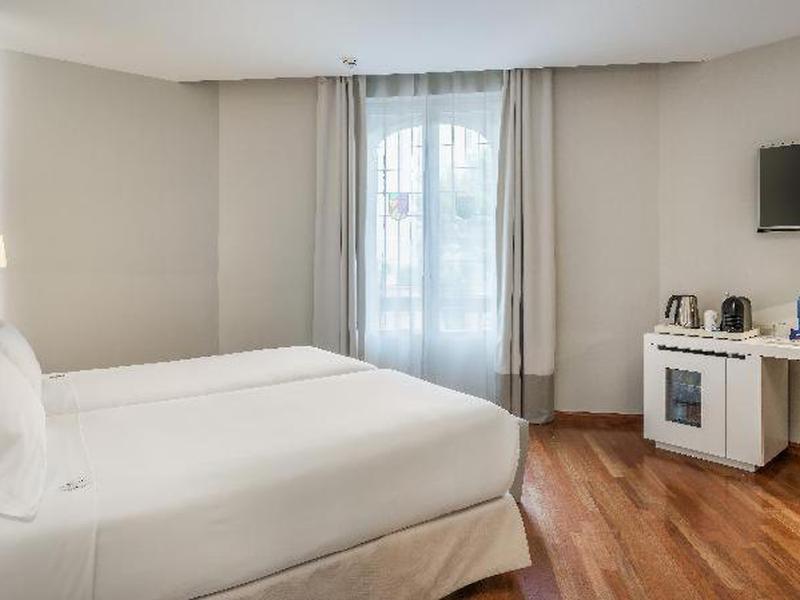 4B2EA2E12DE54C68BDB8E70E8064C40D