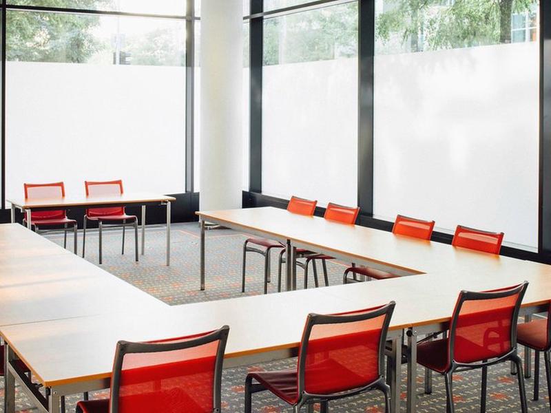 098AC9A94C38AFC6A1DFCC5820DF60EC