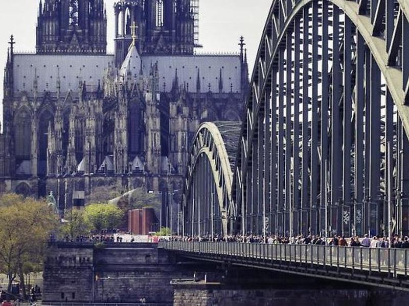 315D9882FEBE4C31BD88064147A5C0F7