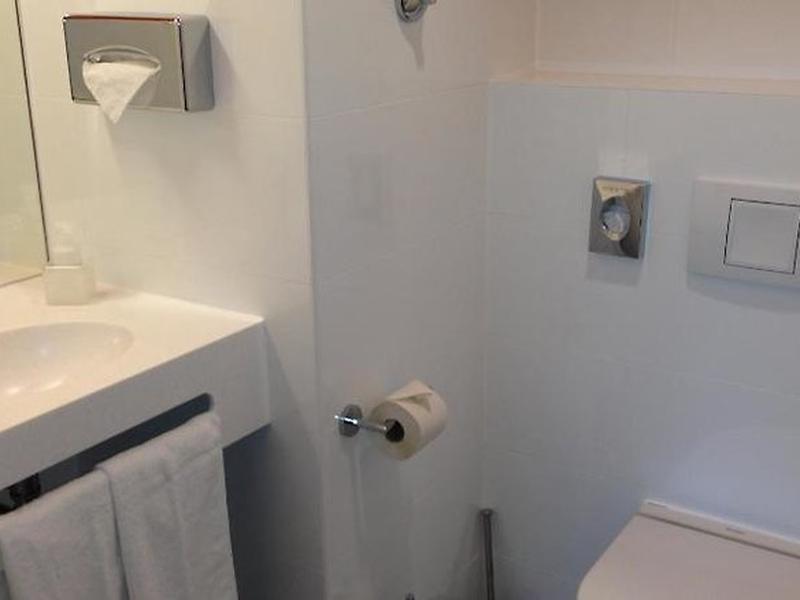 6621677D7BA95F76EA3DFE89D73D54FC