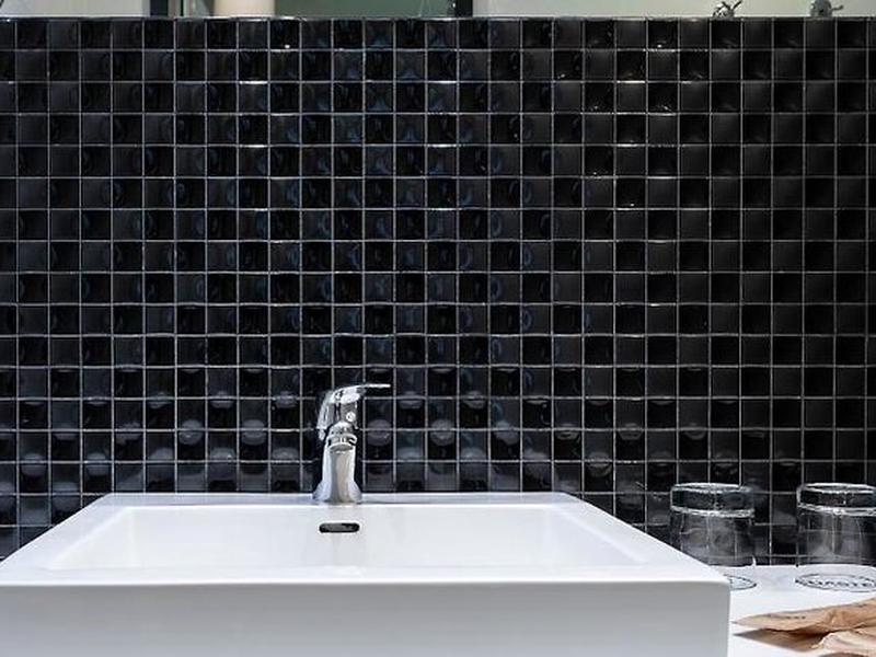 43A949C8E50D0242D7FF398C2B49A360