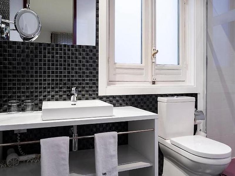 F7DD15EB243D8C858AAA2967856E2CDD