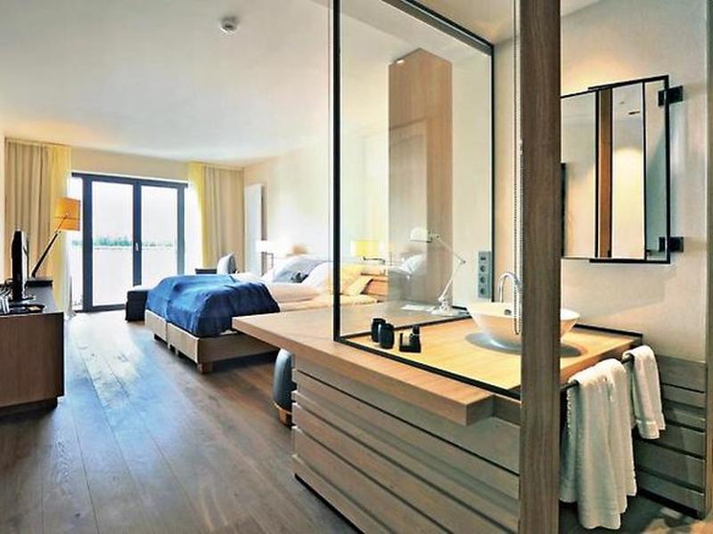 5DFD25397F0066344476B1205500CEF8