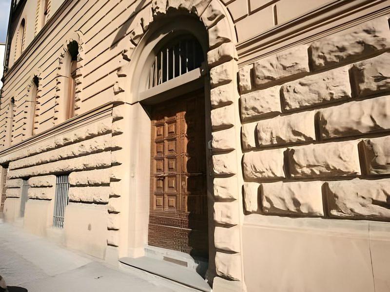 ED81A8553F7C366D47BAB697A30BA2AA