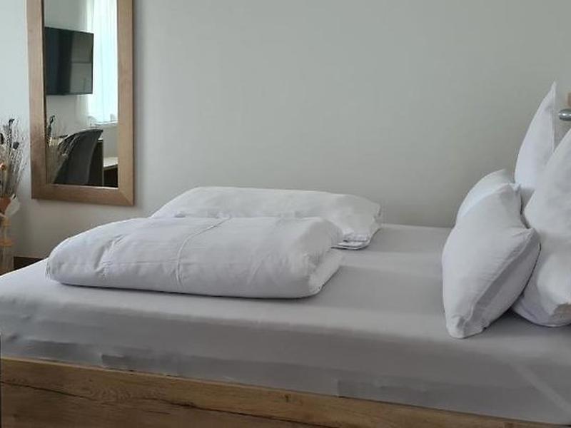 918A030E2967F540AEED544DAA5FF8E2