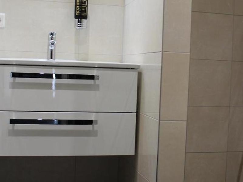 A523F6A2B3D76C1743906D85ECE0470A