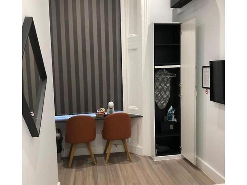 6F8B2D0B4164BEB2E41292D1AE131071