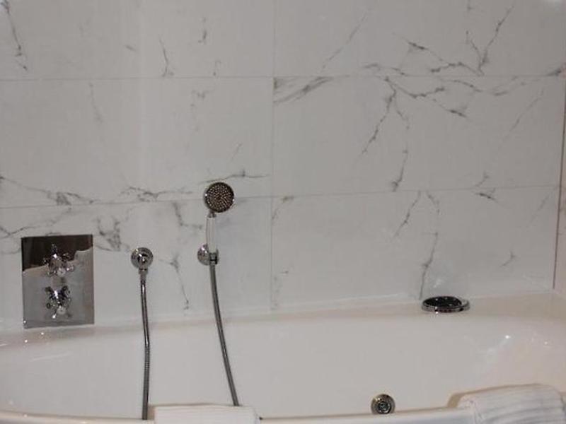 C61016B9902A8D5F084A8A568F8CA447