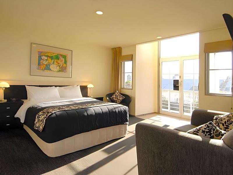 20F0536CFA1B44FD1CBF37508668A04B