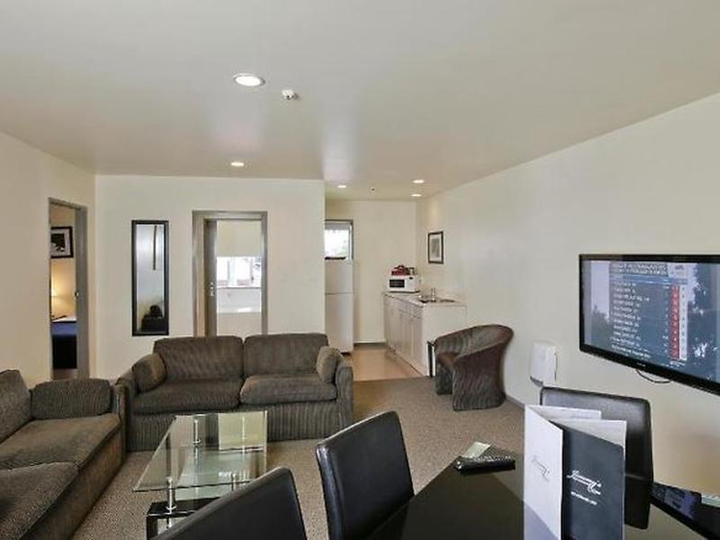 B2C2D1C776BBB9A72D6BCED1D9ADE5B2