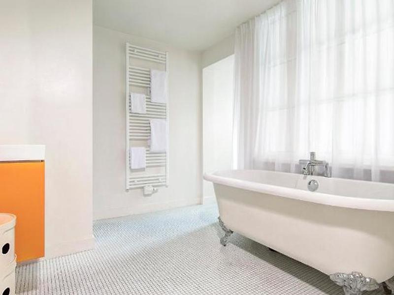 377EA151704F73CCC9CB4483BDFA206E