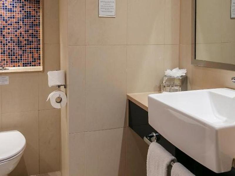 C6B697EE385062C48B8274026F2D328A