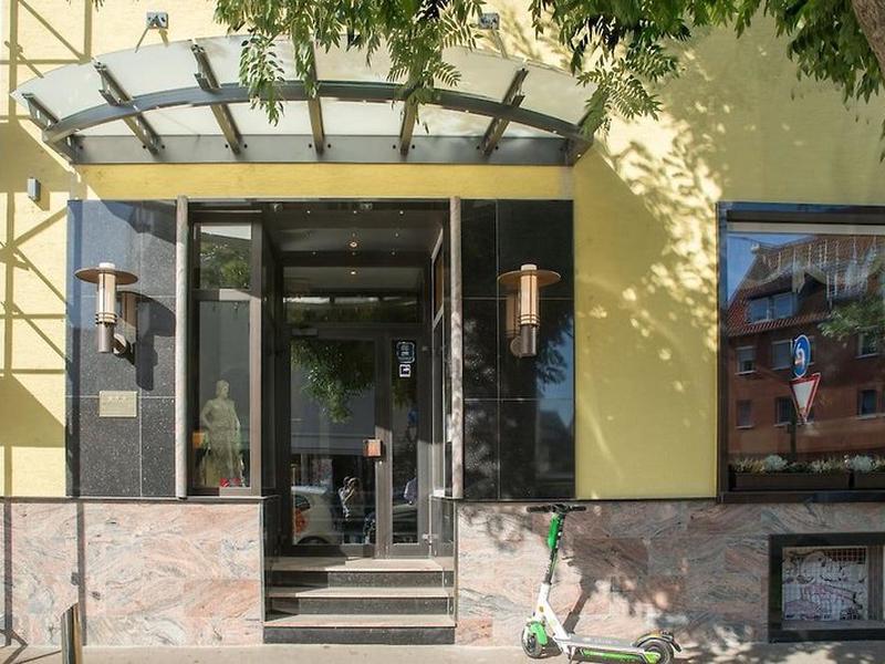 C5FE348C7BA084C4DC0E73CB070A1771