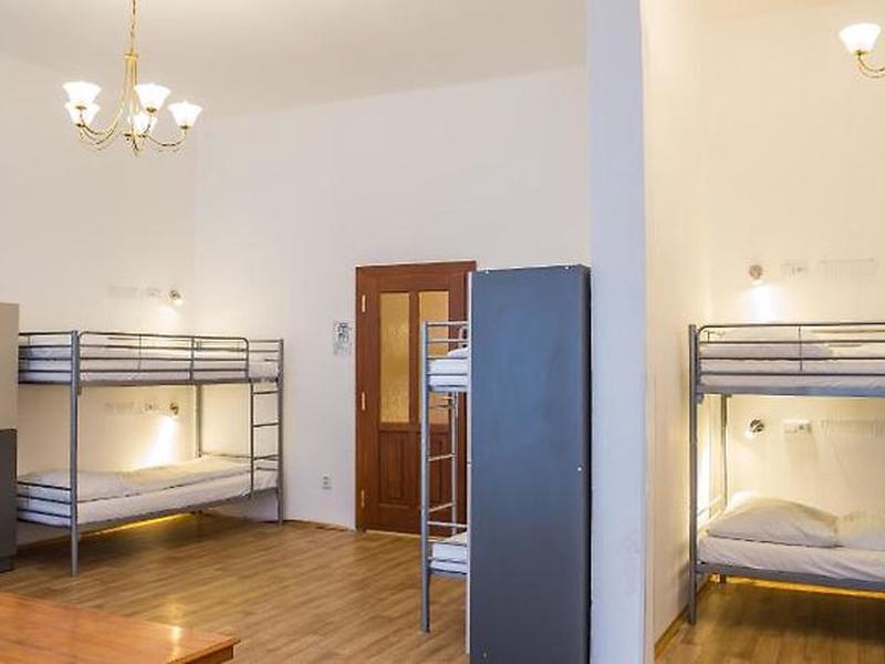 F3FA59FFD716EFE1F6697DB1CCEAEB53