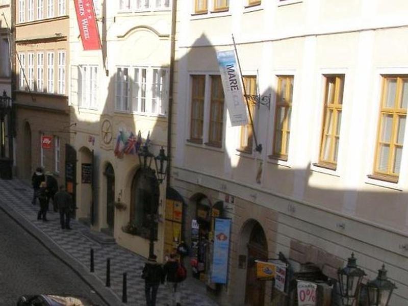 1BB530E44D9A5D764BB688B4AED647AC