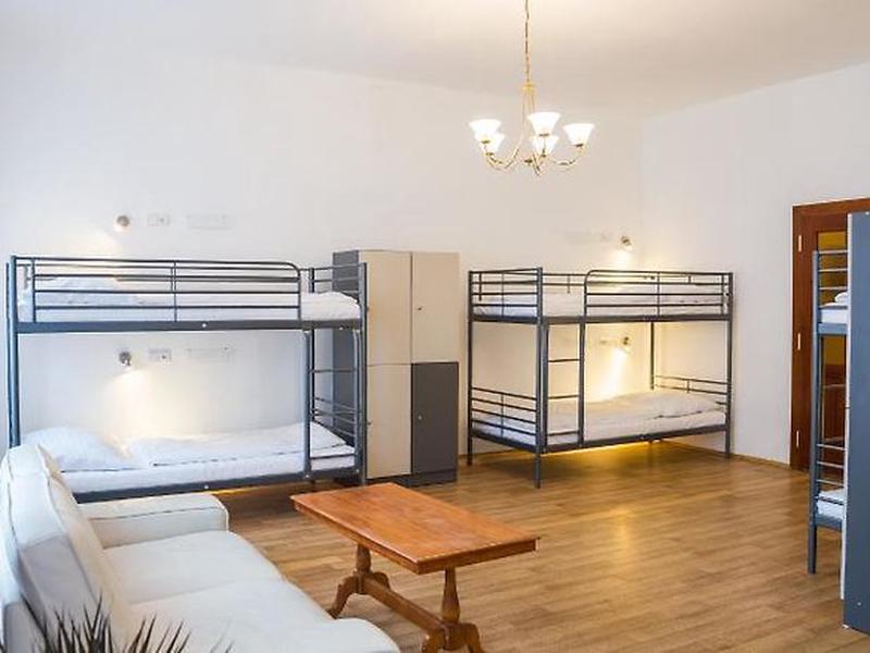 BE0D1E76B8287B4CF4C33D7BDB9F3B60