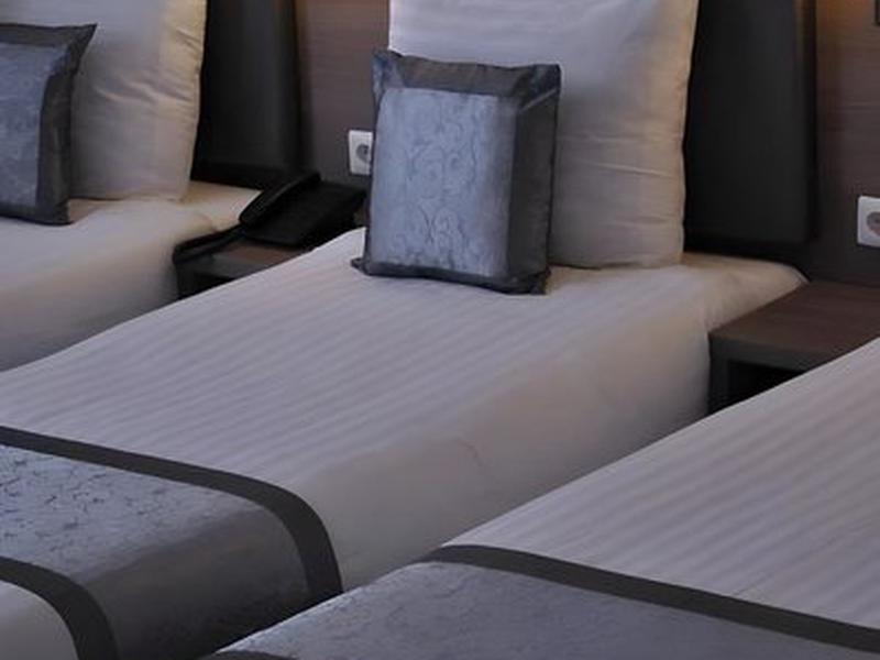 16DD74766BEFA941AA898F5FF1F73E94