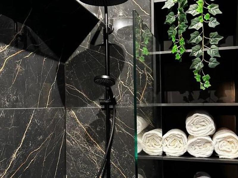 305BEDD7A2DA3FF93456777C5B047E27