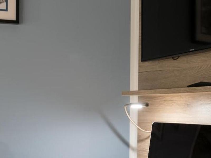 98649D8E8BE685C9224C1AC6E22D0873