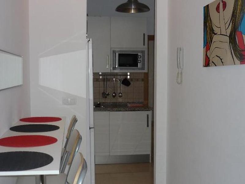 93063569B44B52408559564BF1C9A6B1