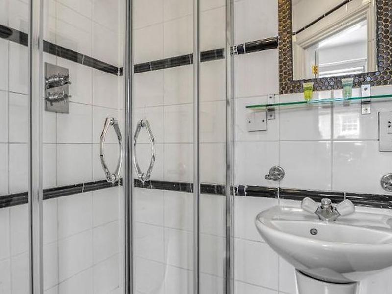 AC80C0A06365D1E260B5E38986B0E098