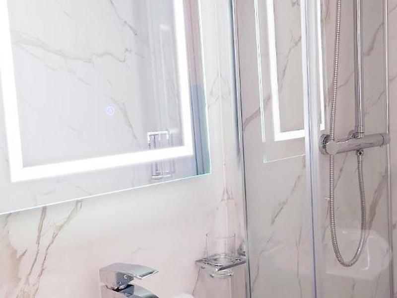 9052CDAD7DE48D622E78C85970C83235