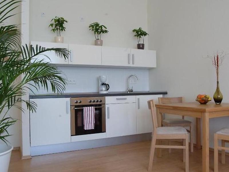 33440DEC21F56CA6174C976D7A191A0D