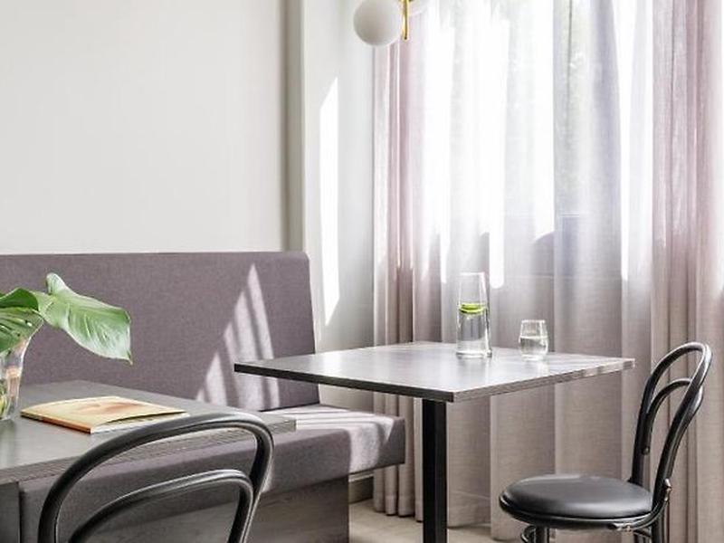 3876B464B7ED7DF903AFF808D5591917