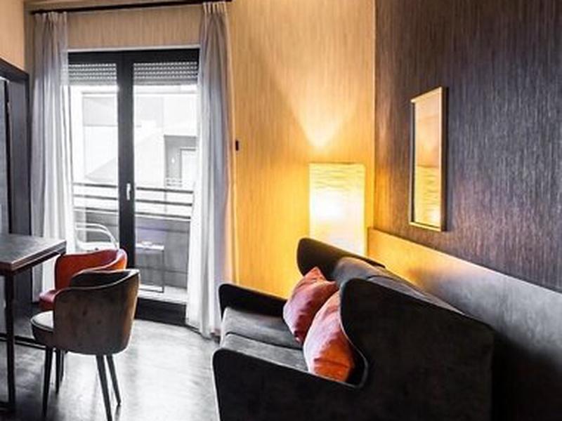 0914AC1E6CFCF4A346D7268FB5B44DCA