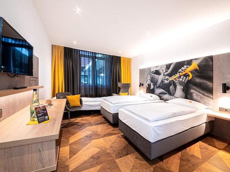 2062FEFACCBCBD6F5B2C620B306A010C