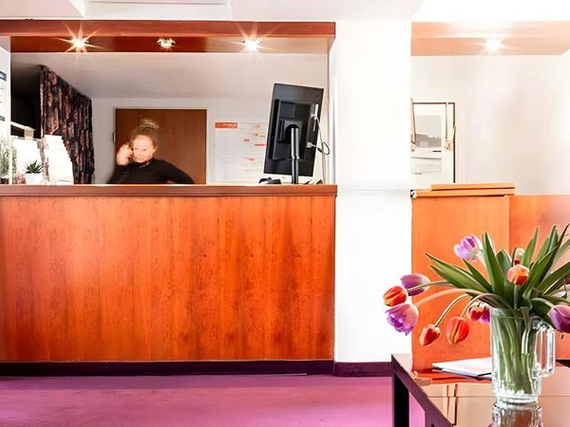 89213A5E3D1A07E56F384868F0DAD184