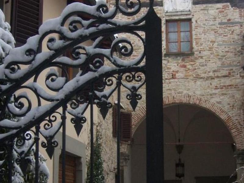 20D9EBE161113E2D506F04FE6FA17D9A