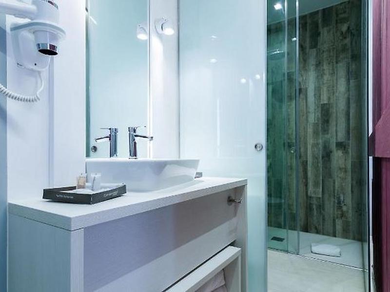 C61E9F1ECF32F0F82BA970C7C09A41FE