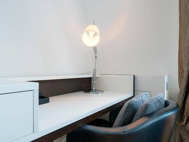 97938913FC9A6399F77448D9B07EBBF6