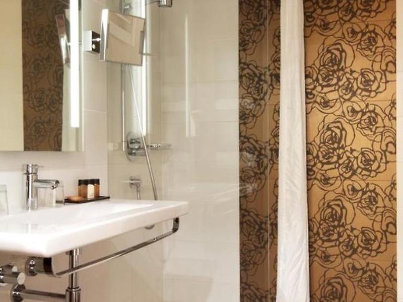 D602E9B0763E4BCBAC972C8D37E66299